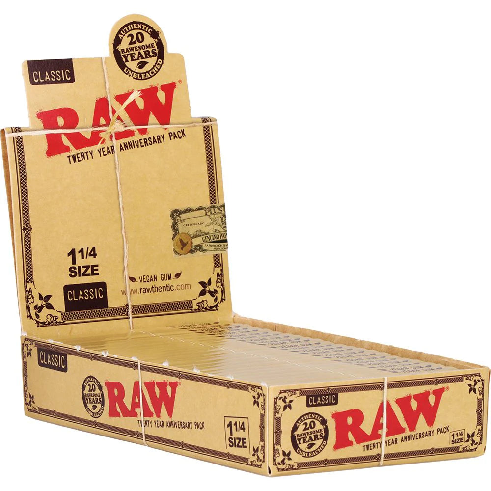 RAW PAPERS CLASSIC 20TH ANIVERSARY 1 1/4 50PK 24CT BOX